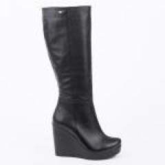 Фабрика взуття Red Queen Дніпро